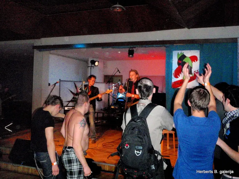Vipp basbocka viesojas ogre — 38