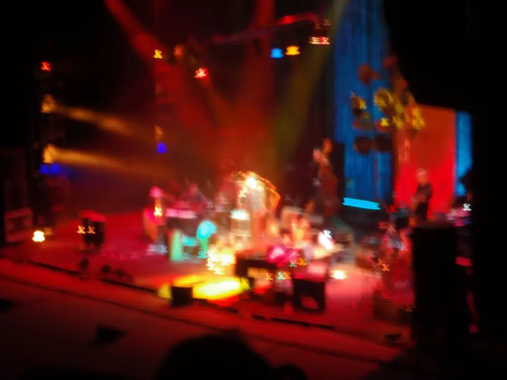 Tom waits prague — 45