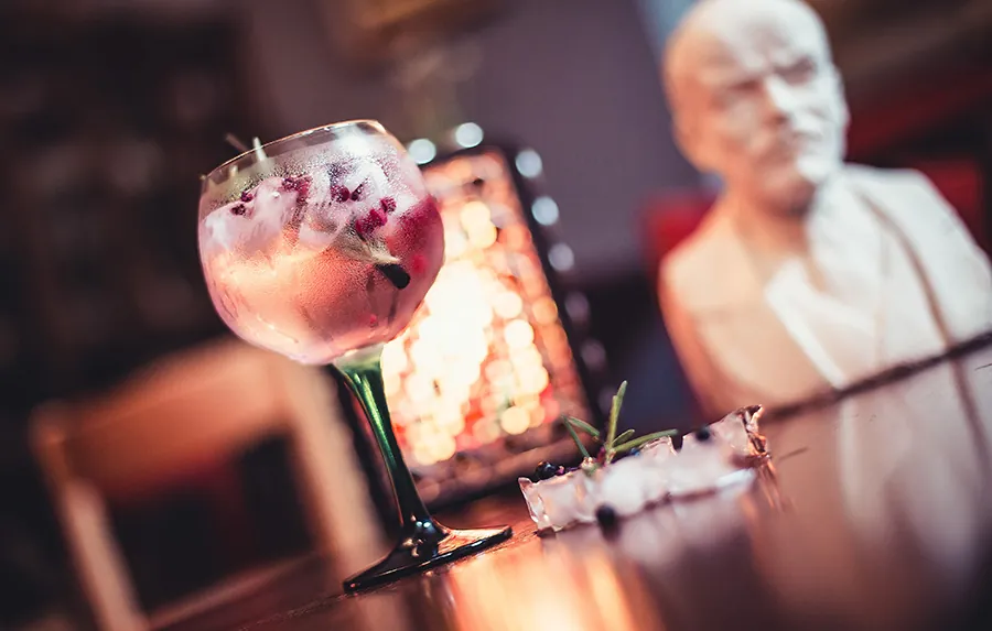 Gin Tonic Cafe Leningad
